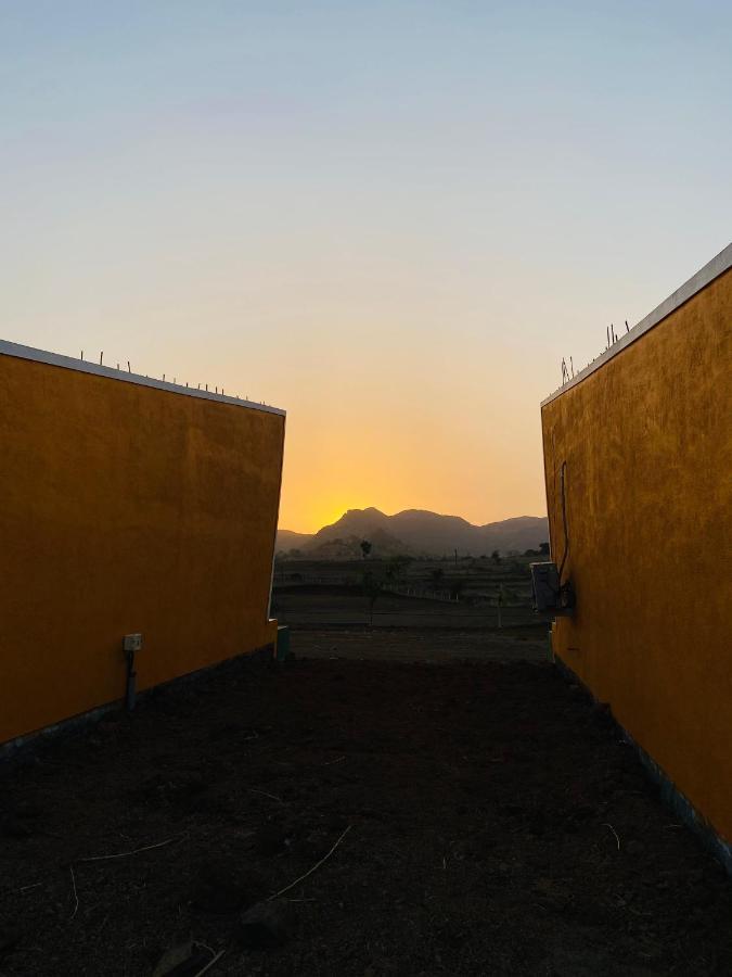 Mountain N Lake Resort Igatpuri Bagian luar foto