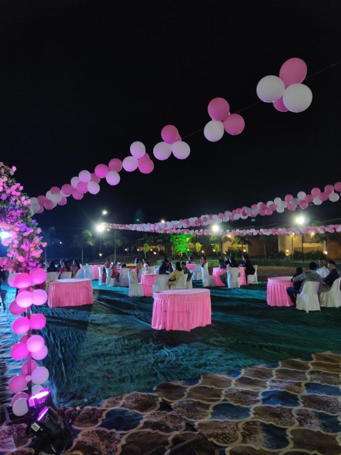 Mountain N Lake Resort Igatpuri Bagian luar foto