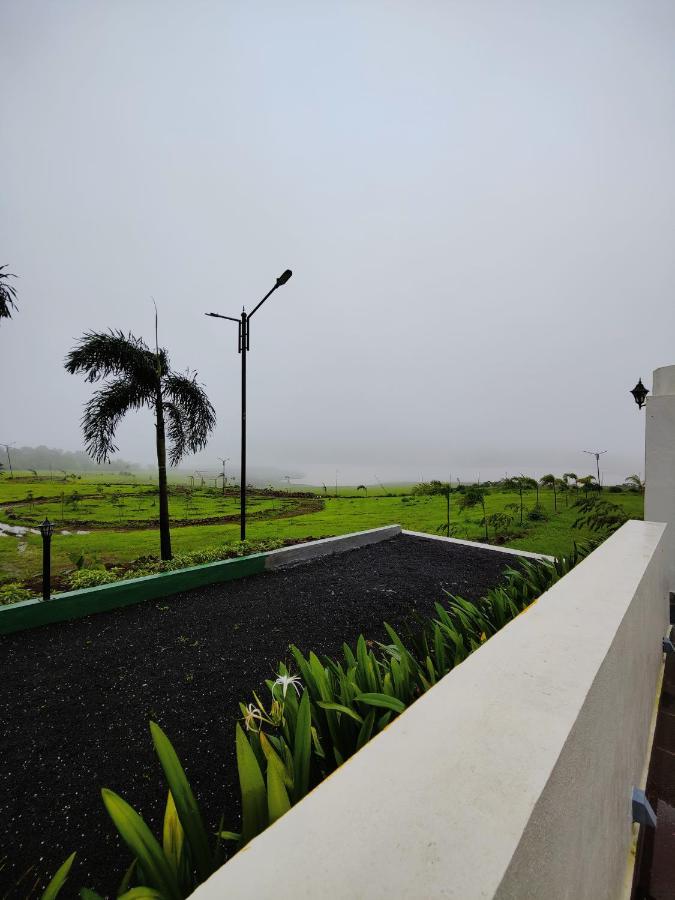Mountain N Lake Resort Igatpuri Bagian luar foto